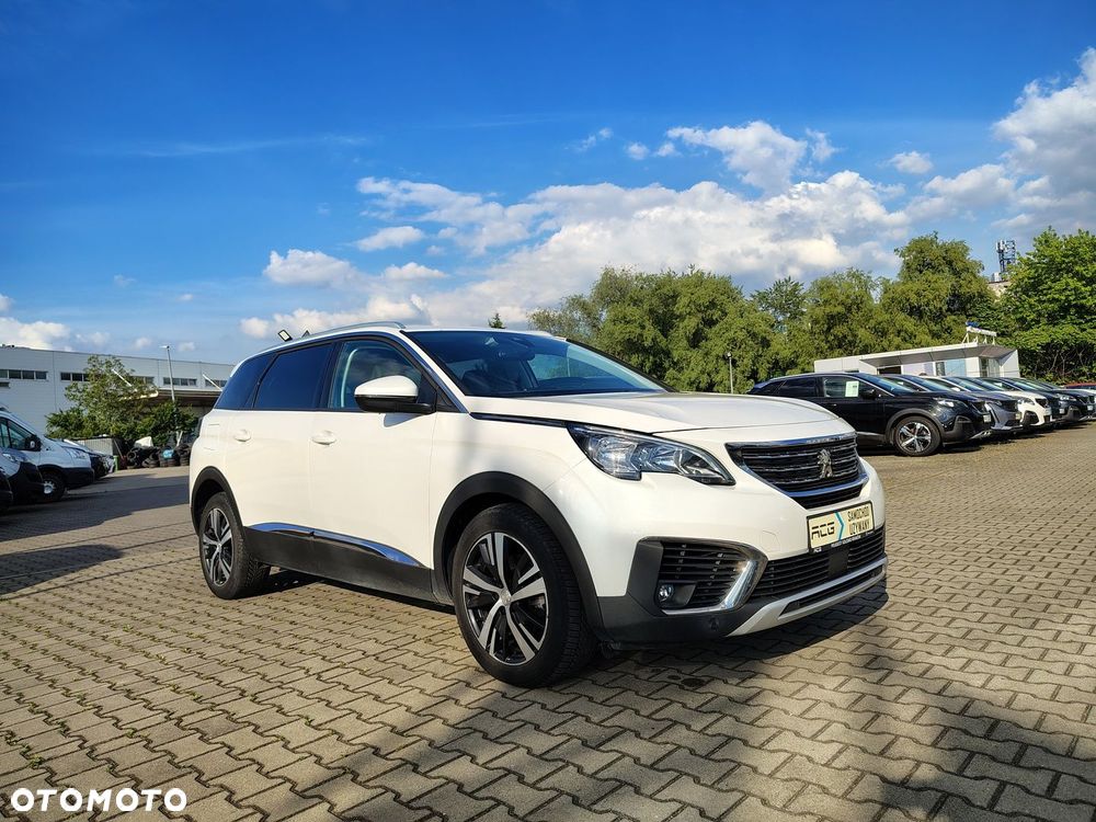 Peugeot 5008 1.6 BlueHDI Allure S&S EAT6 - 1