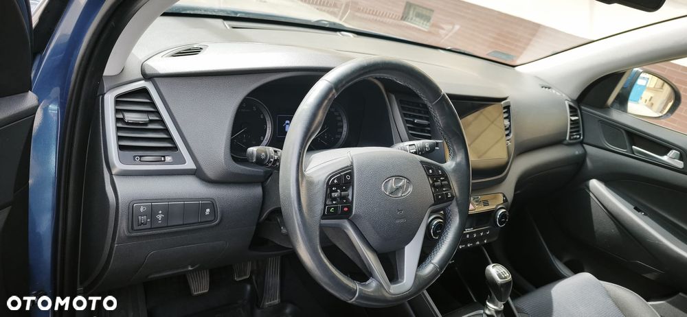 Hyundai Tucson 1.6 GDI BlueDrive Comfort 2WD - 12