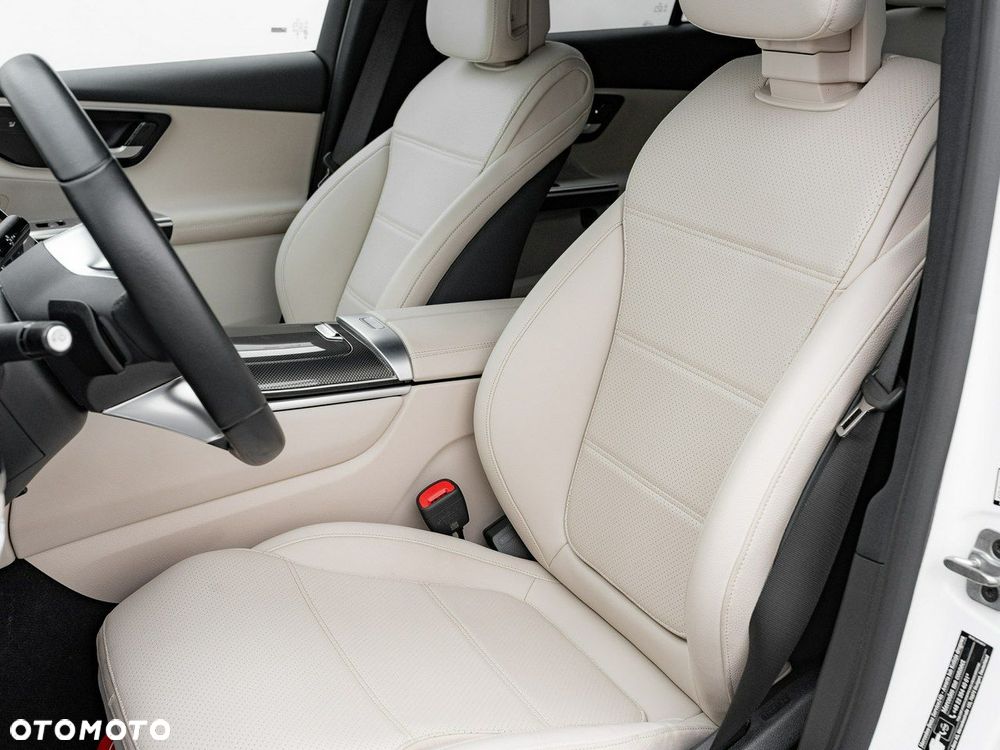 Mercedes-Benz GLC - 14