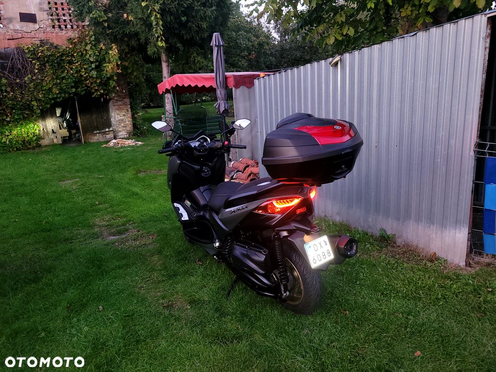 Yamaha X-max - 16