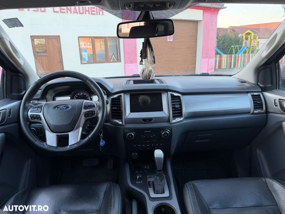 Ford Ranger 4x4 Cabina Dubla LIMITED Aut. - 9