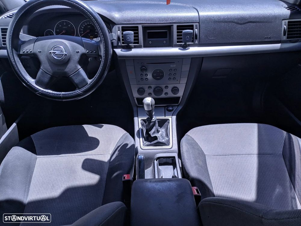 Opel Vectra Caravan 1.9 CDTi Executive - 13