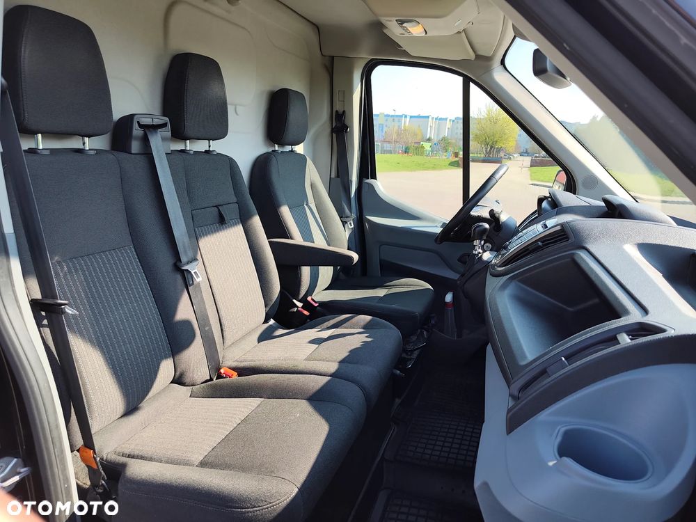 Ford Transit - 11