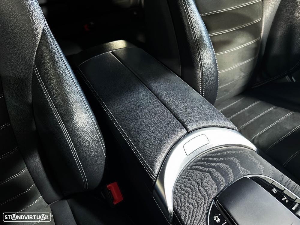 Mercedes-Benz GLC 300 e Coupe 4Matic 9G-TRONIC Edition AMG Line - 38