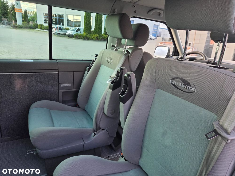 Volkswagen Multivan Standard - 21