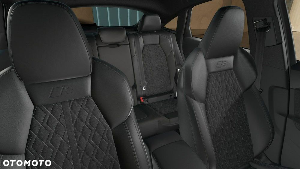 Audi Q5 Sportback - 11