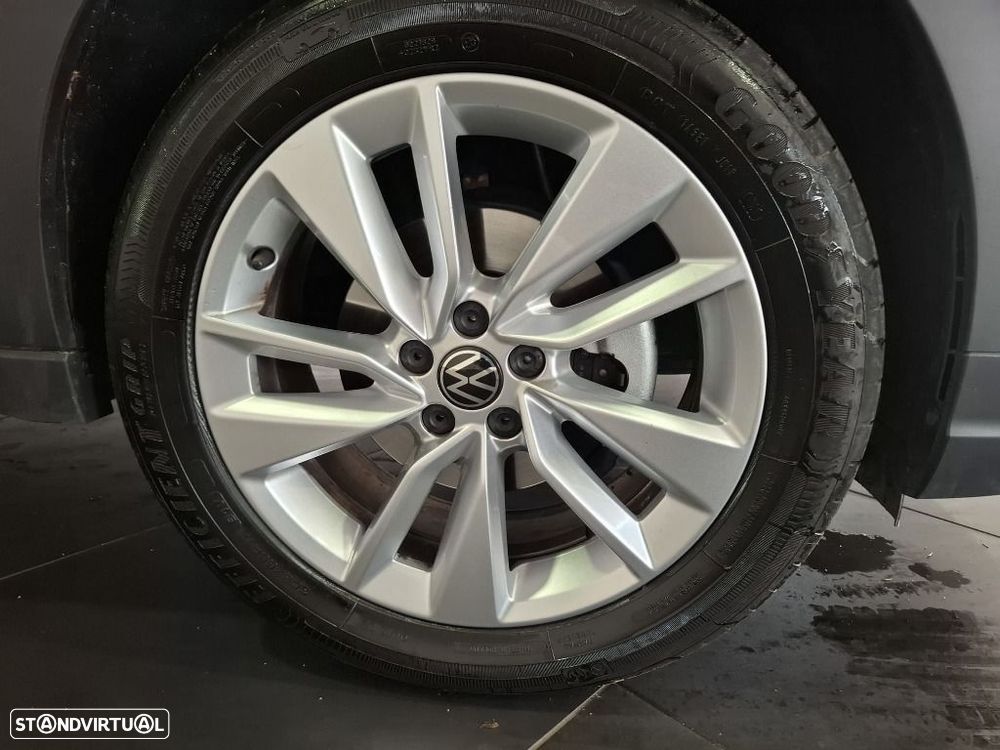 VW Taigo 1.0 TSI Urban - 11