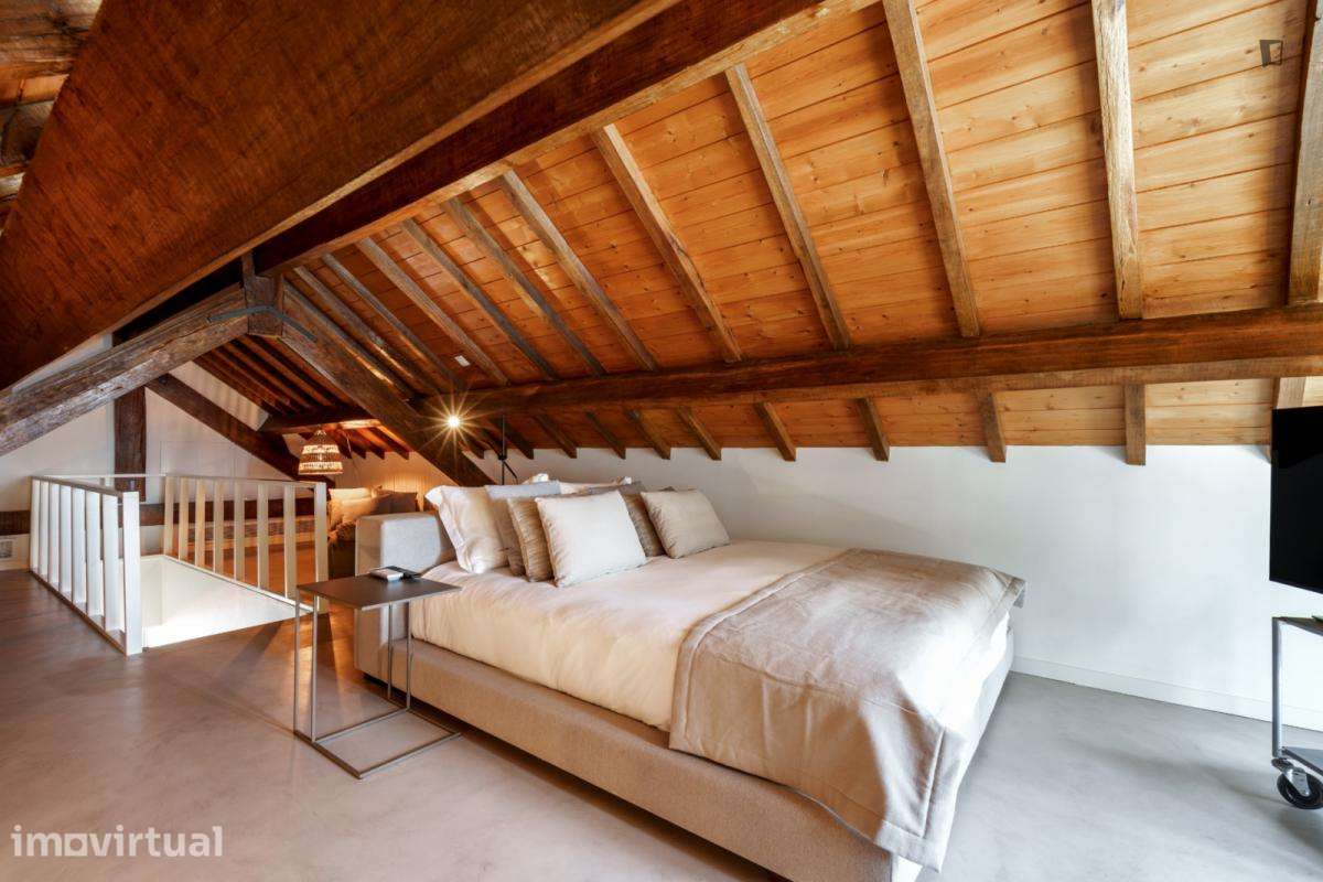 Apartamento com 1 quartos - localizado em Santo Ildefonso Porto - Grande imagem: 3/26
