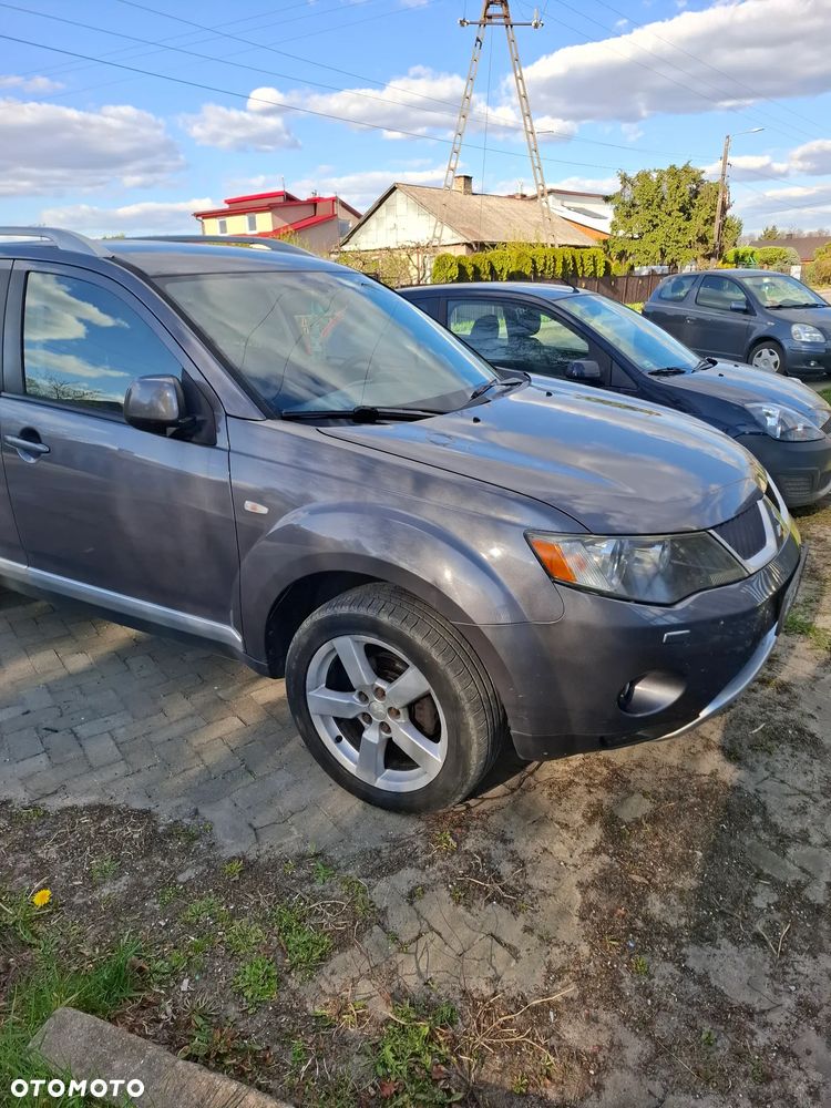 Mitsubishi Outlander 2.4 4WD Intense - 12
