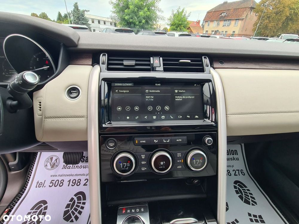Land Rover Discovery 3.0 TD6 HSE Luxury - 16