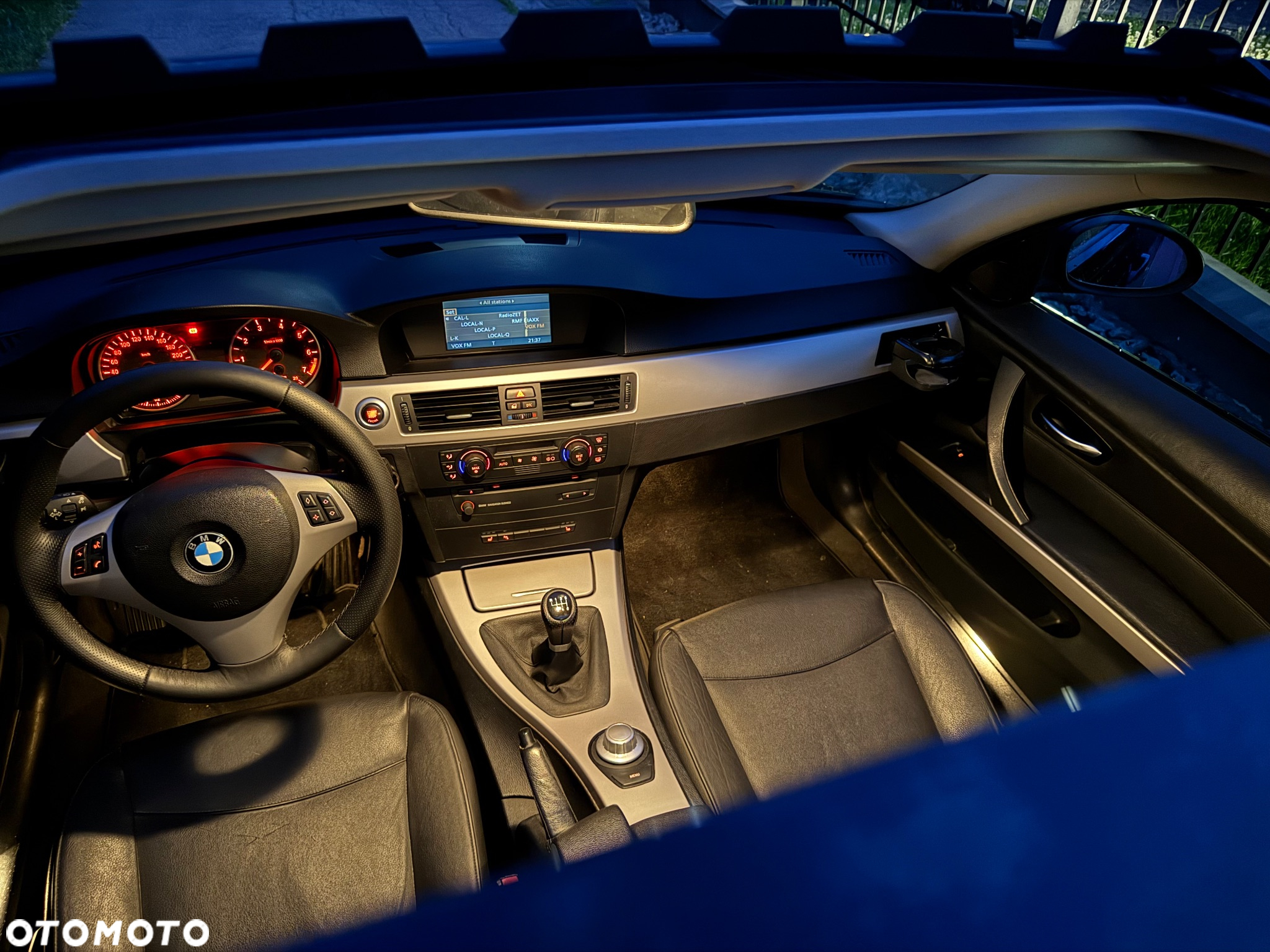 BMW Seria 3 318i - 11