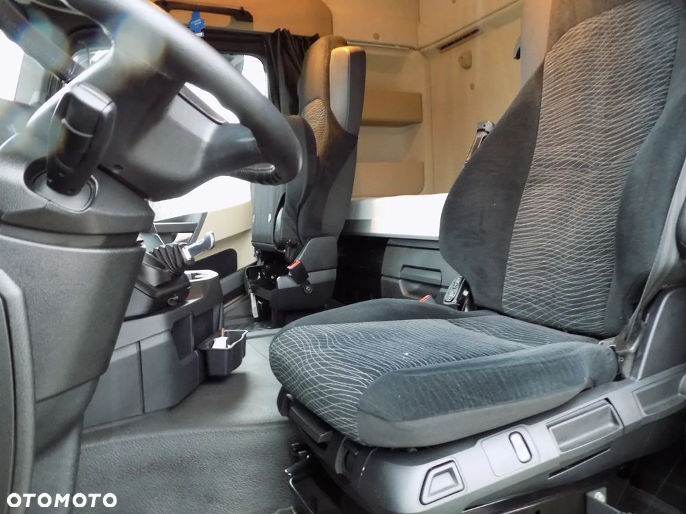 Mercedes-Benz 1848 4X4 HUD - 9