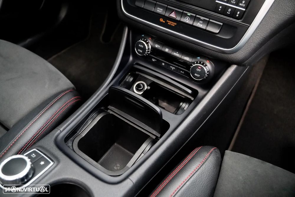 Mercedes-Benz GLA 180 (CDI) d 7G-DCT AMG Line - 26