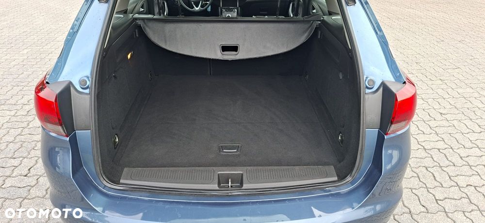 Opel Astra 1.4 Turbo Start/Stop Dynamic - 32