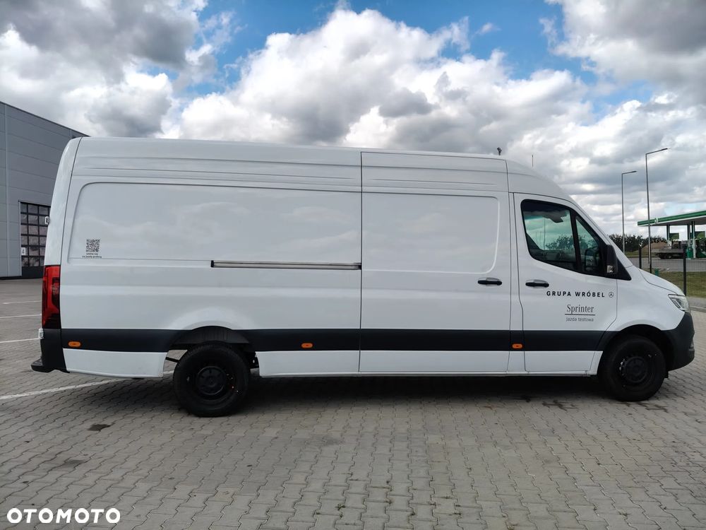 Mercedes-Benz Sprinter 317 - 7