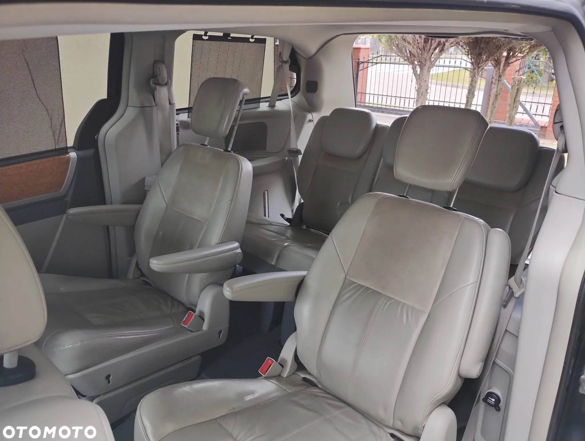 Chrysler Grand Voyager 2.8 CRD Limited - 23