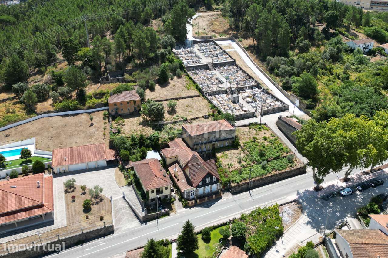 Moradias, 7 artigos 15.520 m² de terreno, 1.622,10 m² area construç... - Grande imagem: 5/15