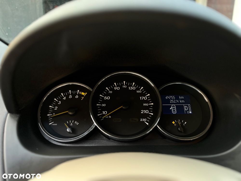 Renault Fluence 2.0 16V Privilege X-Tronic CVT - 9