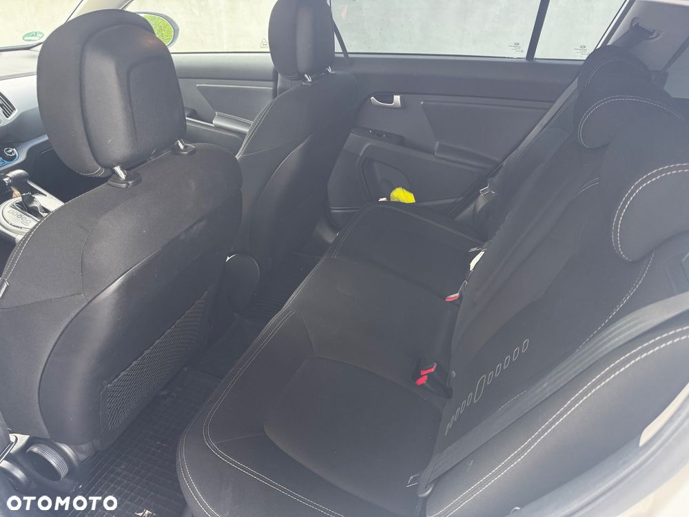 Kia Sportage - 16