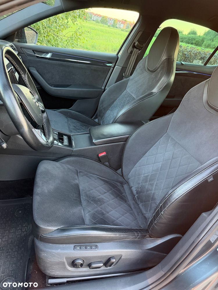 Skoda Superb 2.0 TSI Sportline DSG - 20