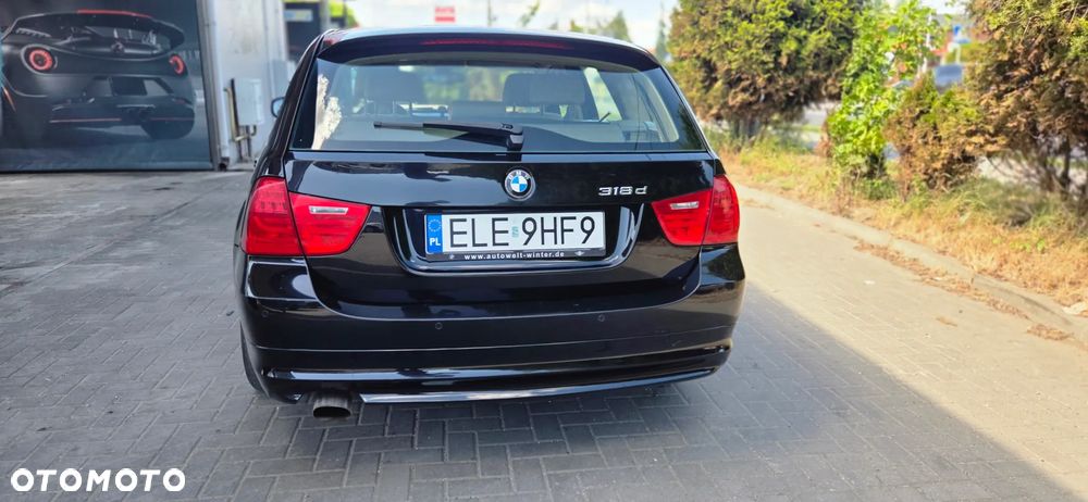 BMW Seria 3 318d DPF Edition Exclusive - 11