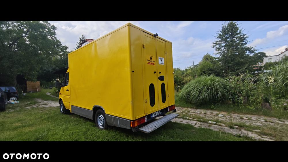 Mercedes-Benz SPRINTER - 18