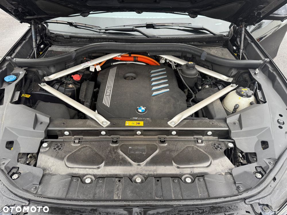 BMW X5 xDrive45e - 14