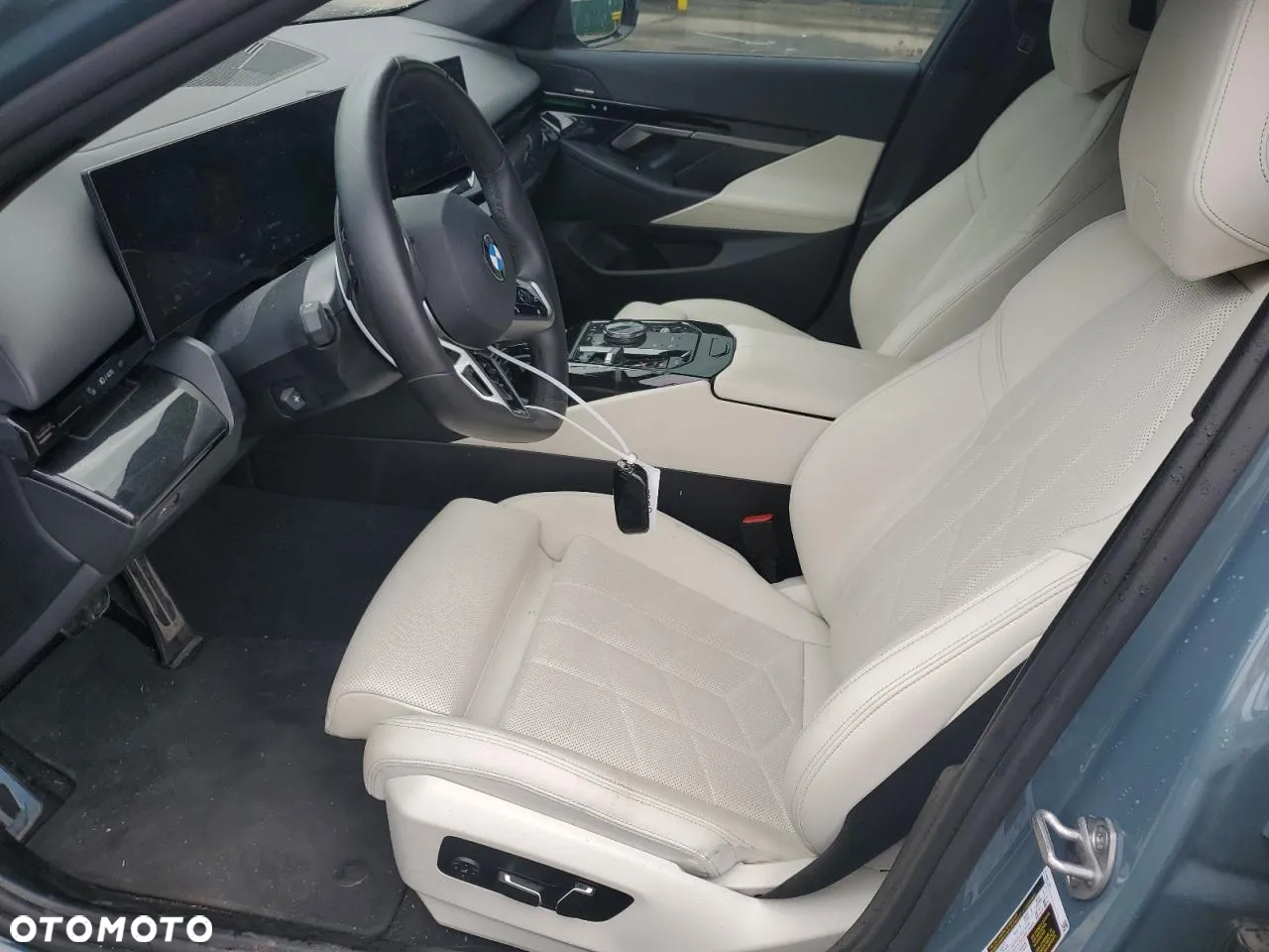 BMW Seria 5 530i xDrive M Sport Edition - 7