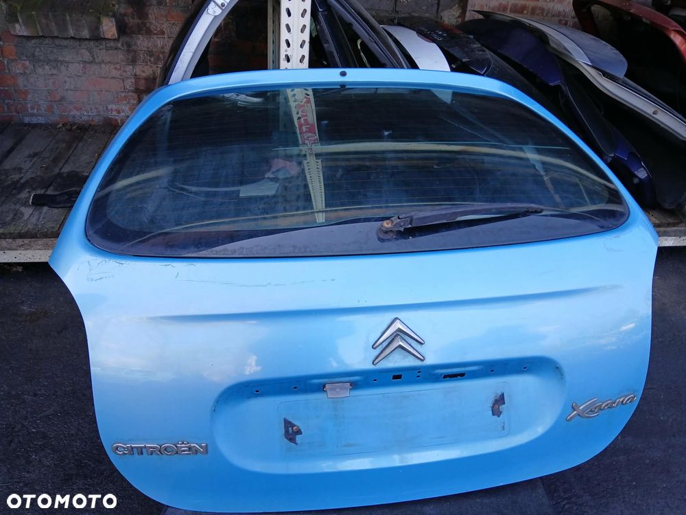 Citroen Xsara Picasso  Klapa bagażnika - 1