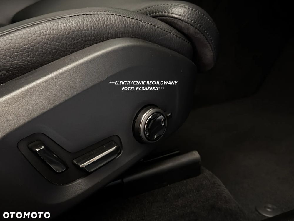 Volvo XC 60 B4 D AWD Plus Dark - 26