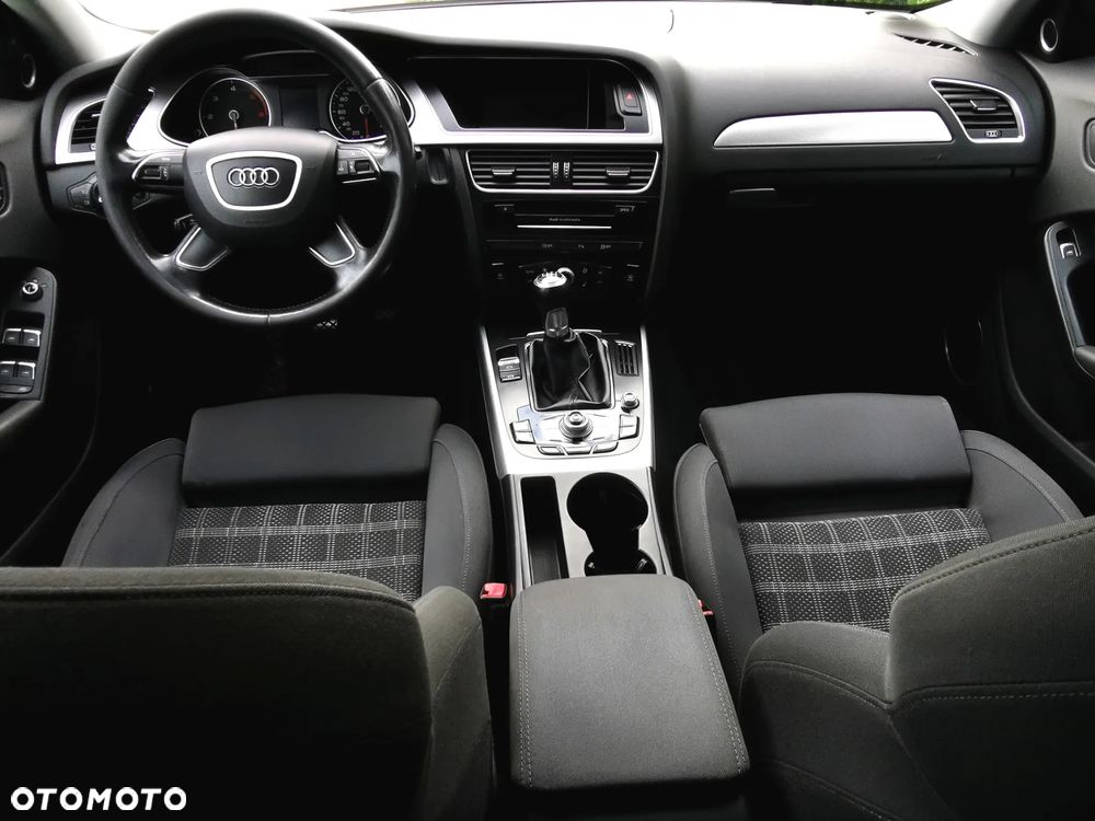 Audi A4 Avant 2.0 TDI 120g DPF Attraction - 26