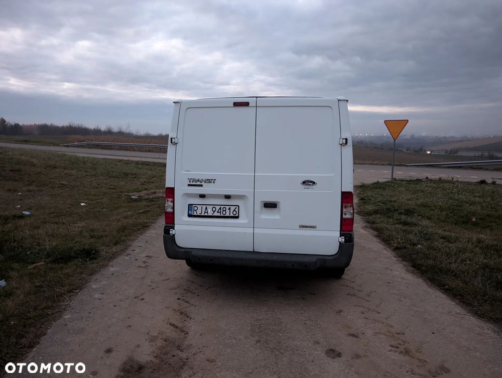 Ford Transit - 7
