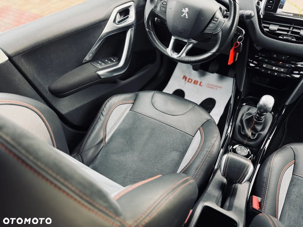 Peugeot 2008 BlueHDi FAP 120 STOP & START Crossway - 22