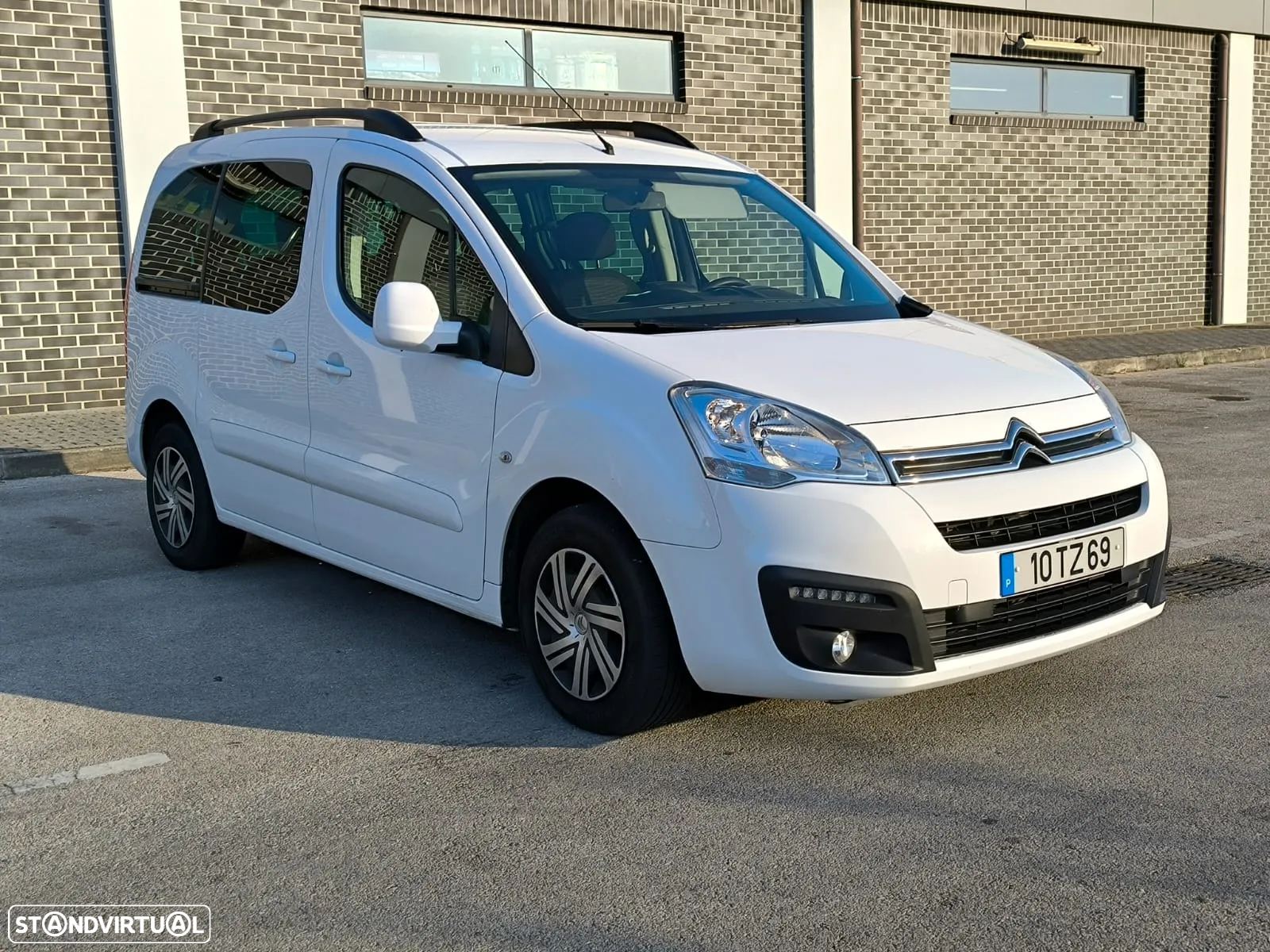Citroën Berlingo 1.6 BlueHDi Feel 7L - 9