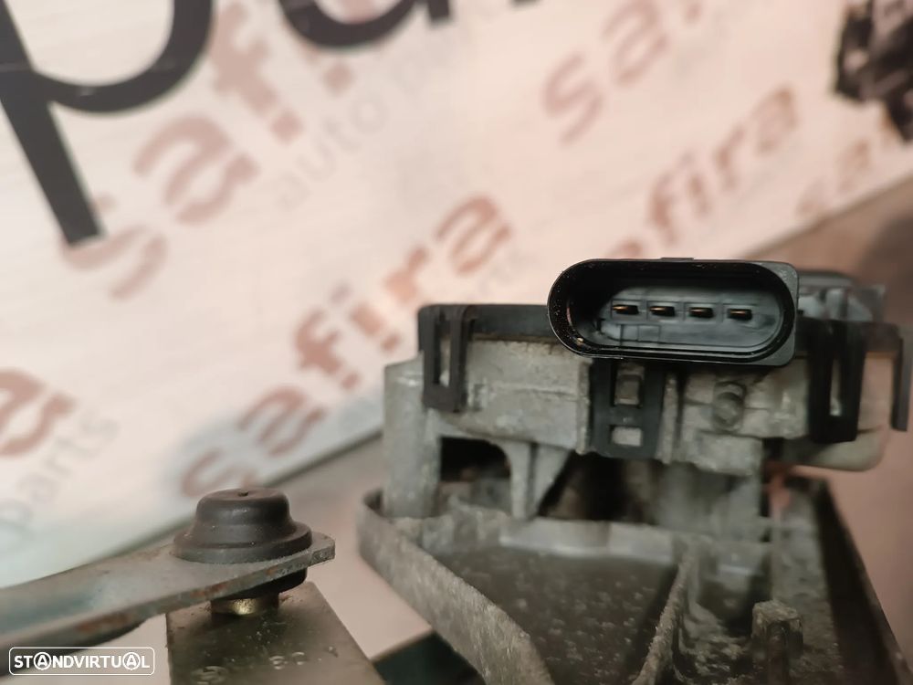 MOTOR / SISTEMA LIMPA VIDROS FORD FOCUS II REF: 0390241731 4M51-17508-AA - 3