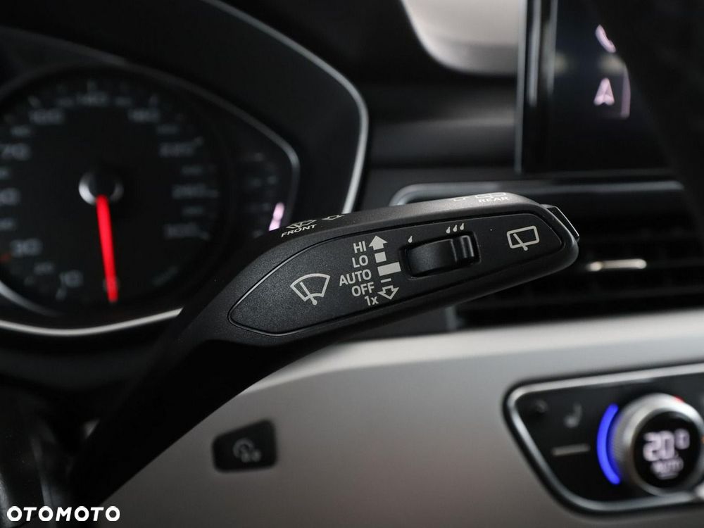 Audi A4 Avant 35 TDI S tronic - 32