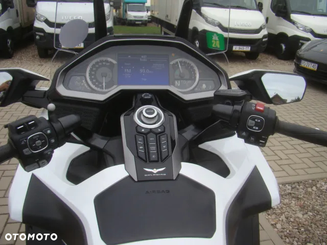 Honda GL - 11