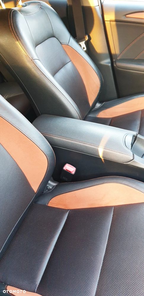 Toyota Avensis 1.8 Prestige - 12