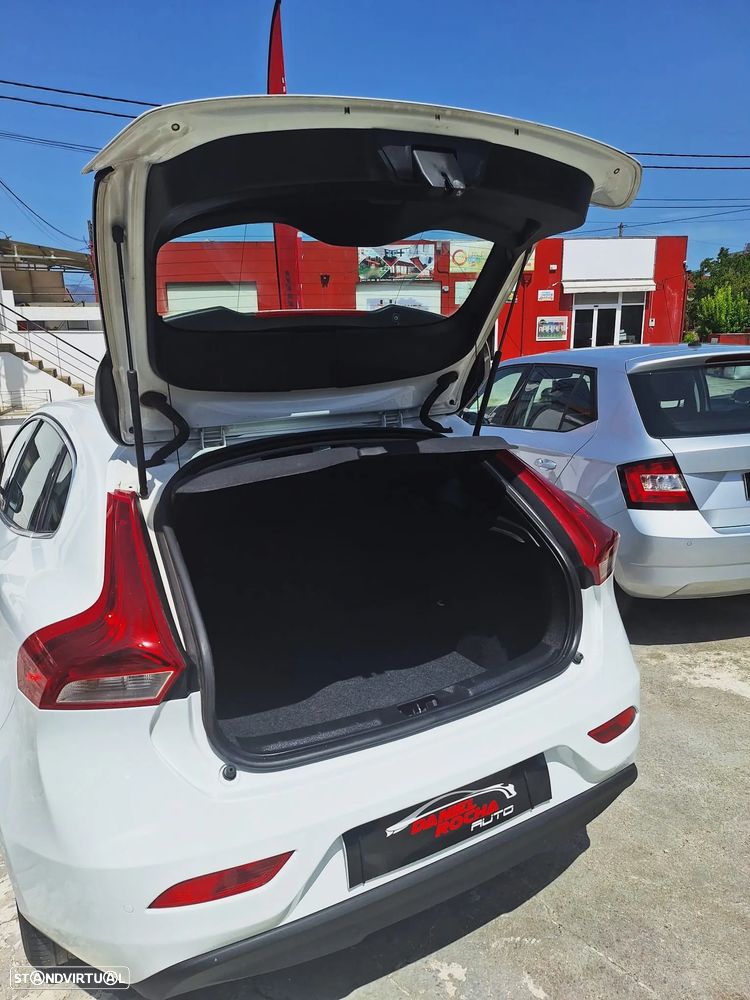 Volvo V40 1.6 D2 Momentum Eco - 20