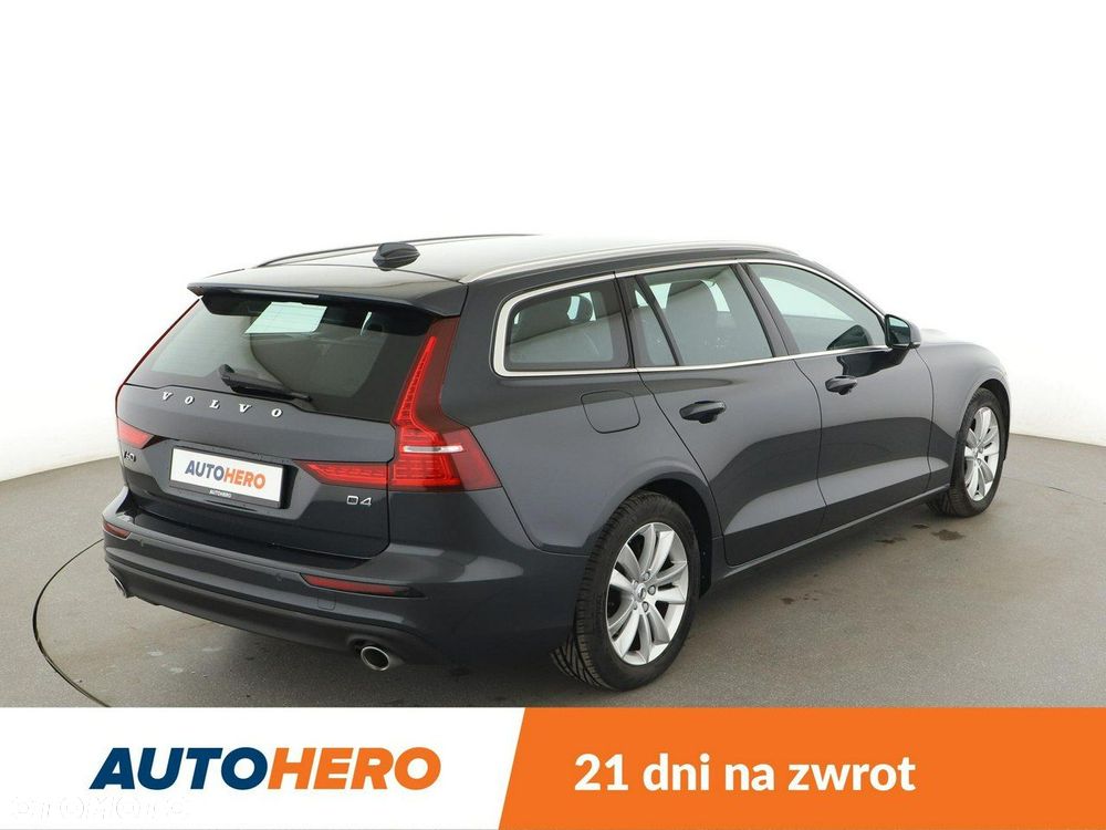 Volvo V60 D4 Momentum - 7