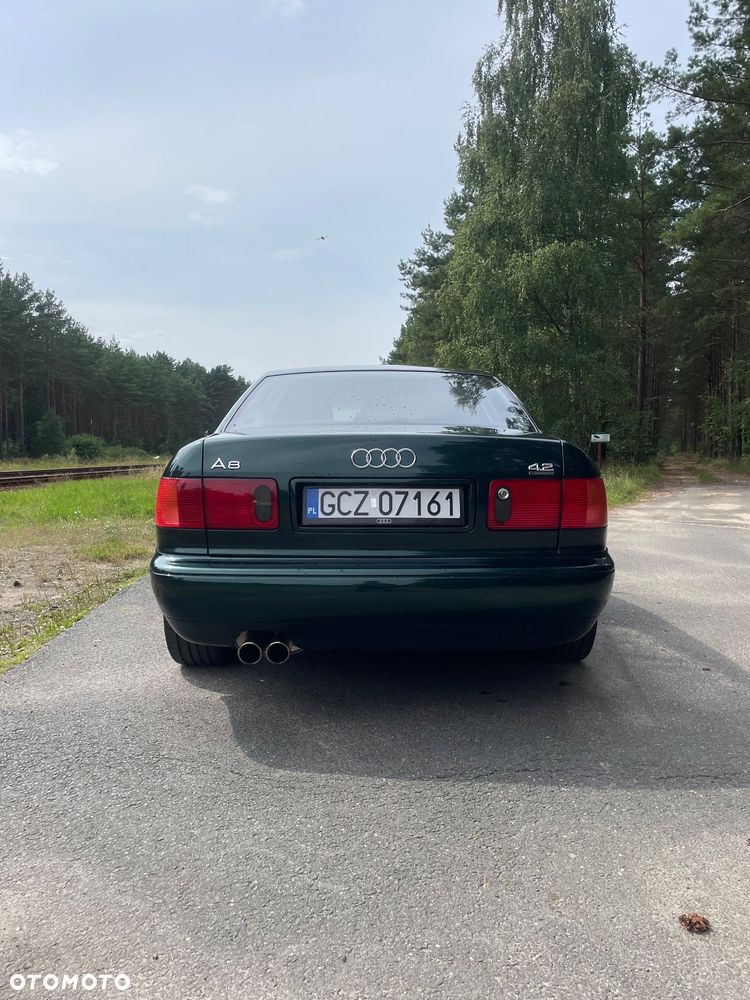 Audi A8 - 6
