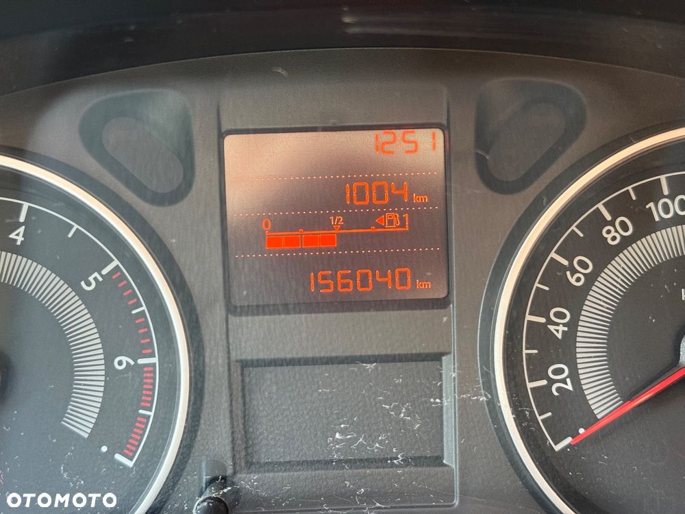Peugeot 301 1.6 VTi Active - 19