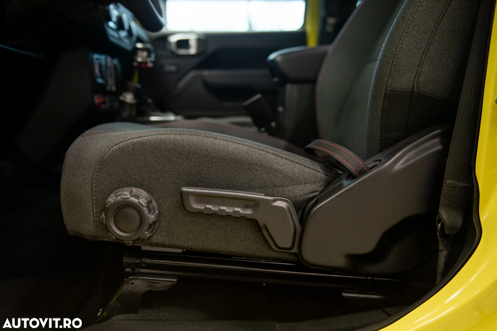 Jeep Wrangler - 31