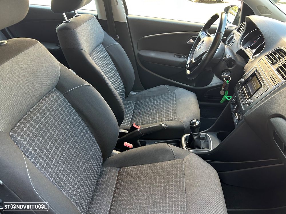 VW Polo 1.0 Confortline - 26