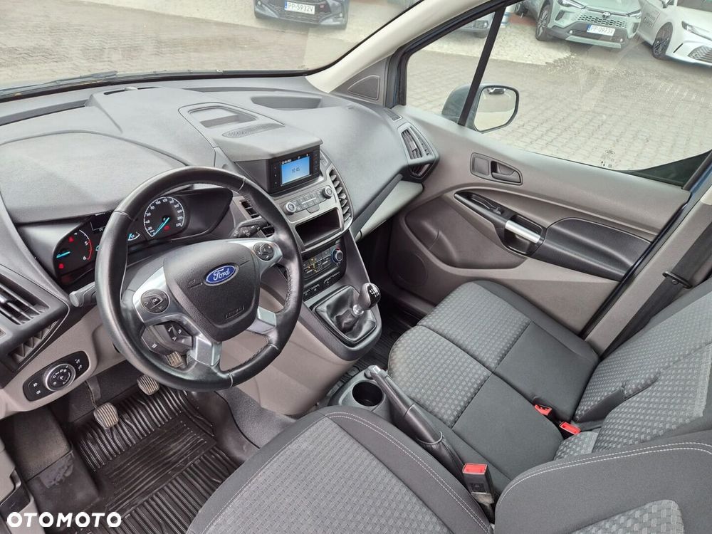 Ford Transit Connect - 8