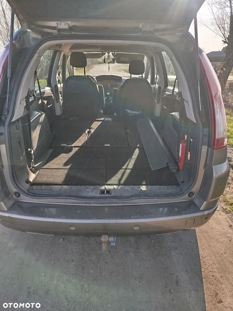 Citroën C4 Grand Picasso - 9
