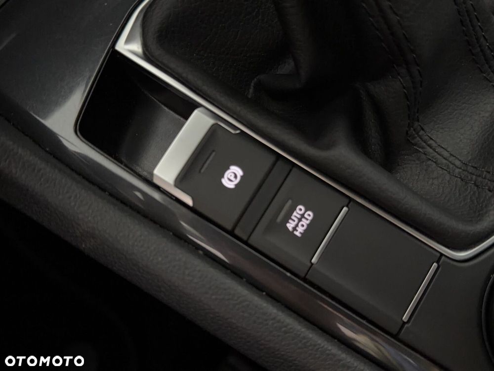 Volkswagen Tiguan Allspace - 27