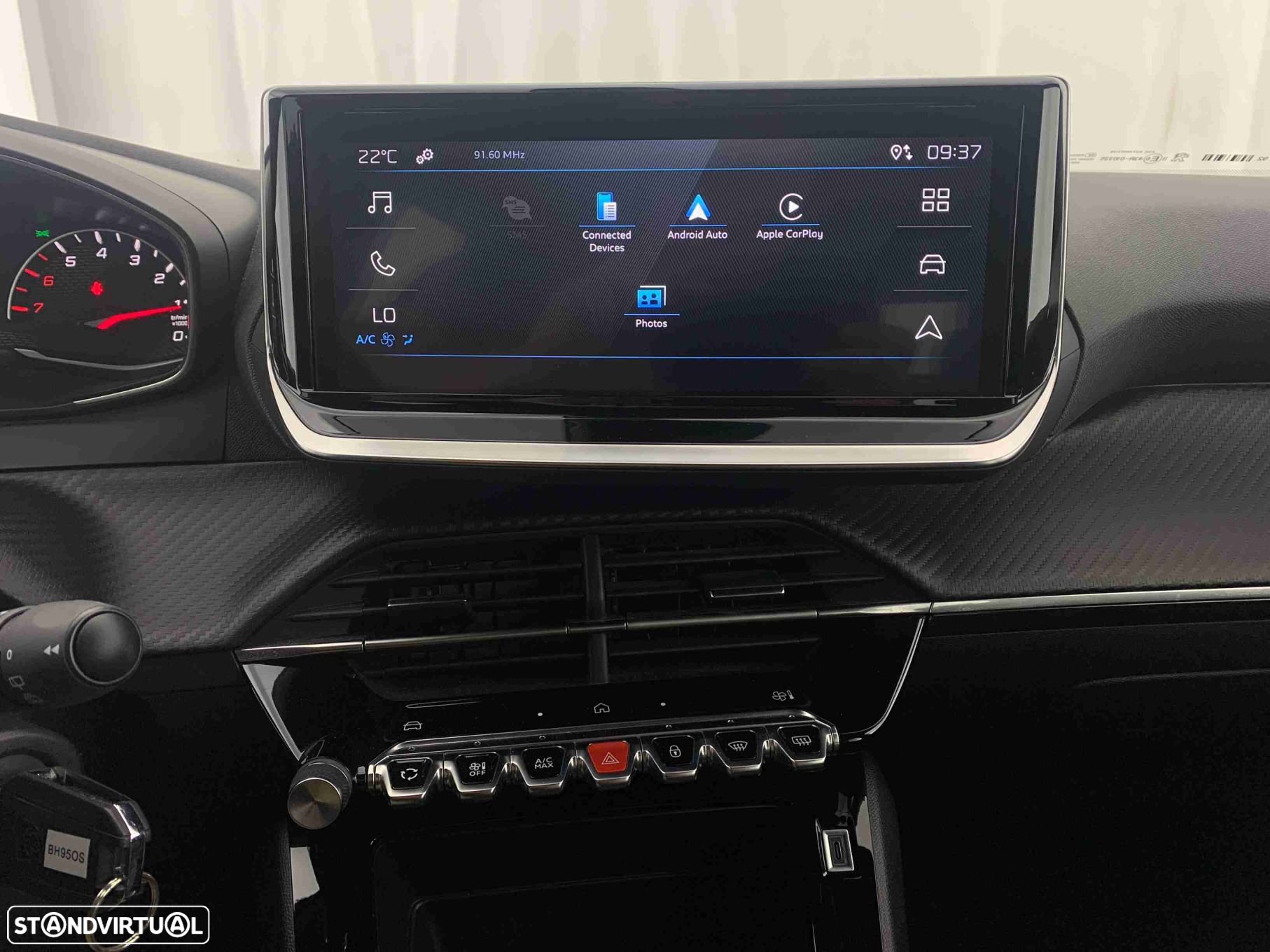 Peugeot 2008 1.2 PureTech Active - 8