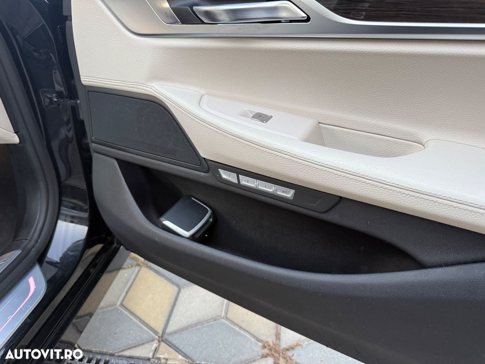BMW Seria 7 - 14