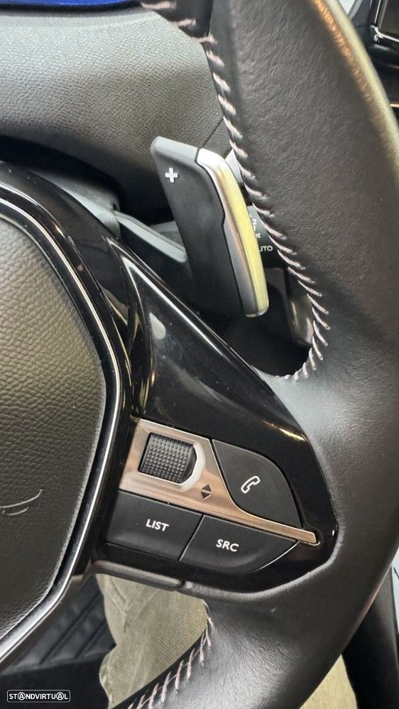 Peugeot 3008 1.2 PureTech Allure EAT8 - 22